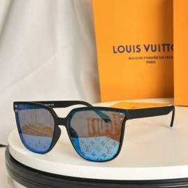 Picture of Louis Vuitton Sunglasses _SKUfw74860896fw